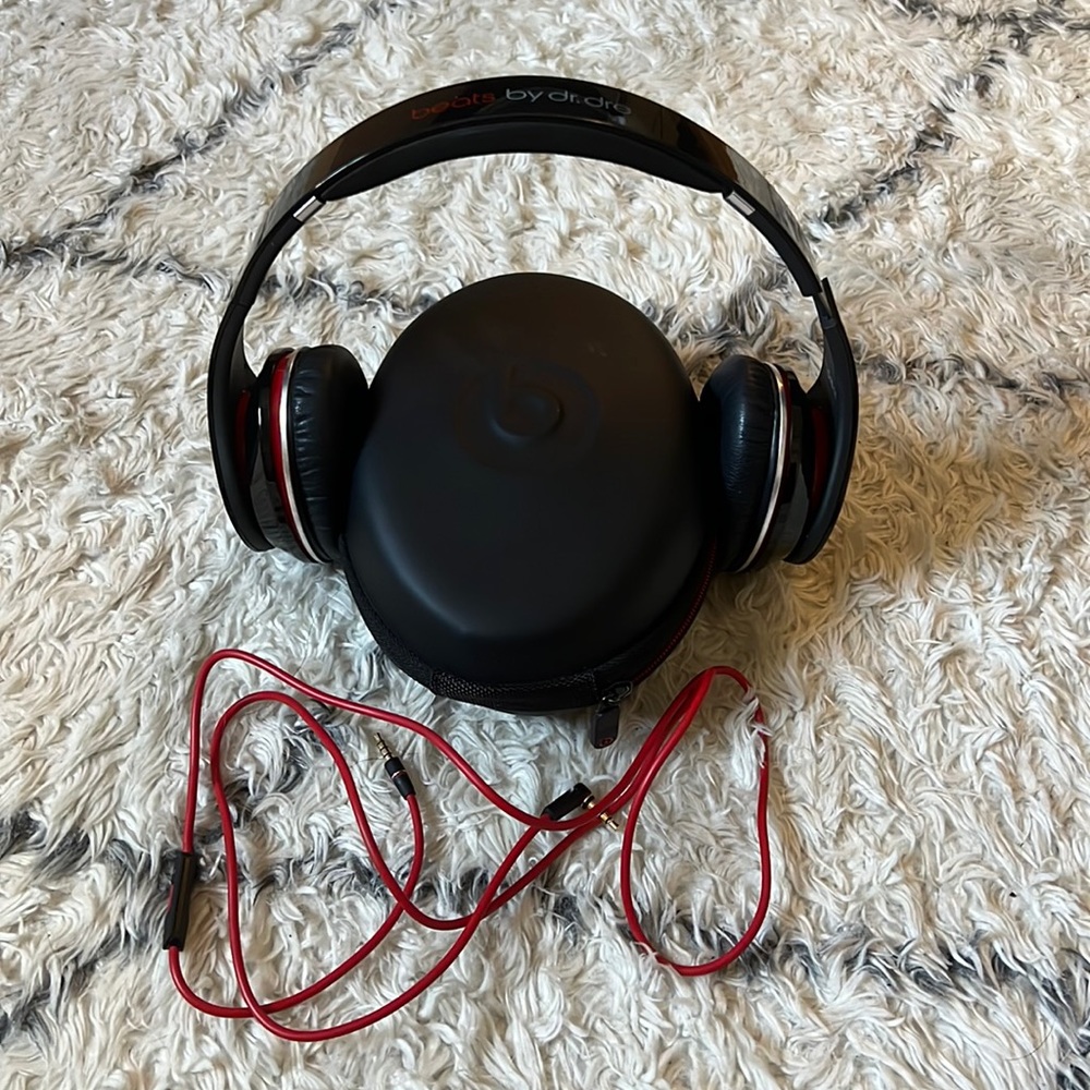 Beats by Dr. Dre studio